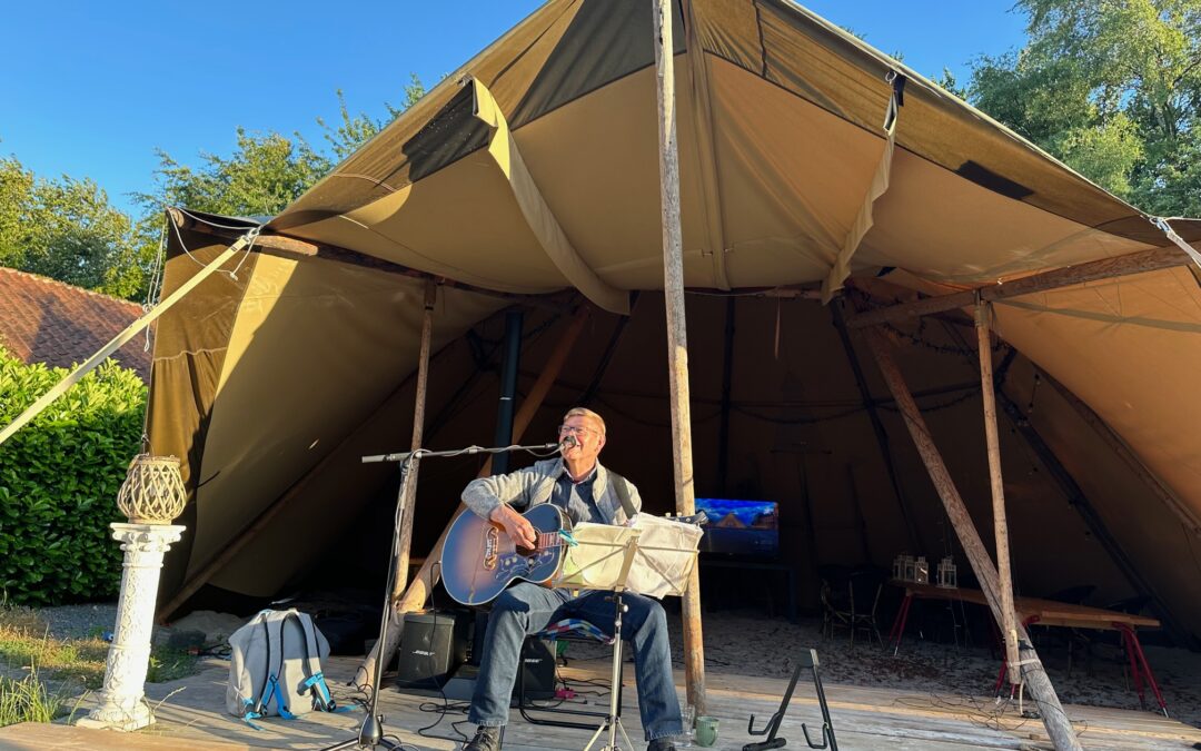 Konzert mit Bjarne Kure jeden Dienstag in den Wochen 26-32